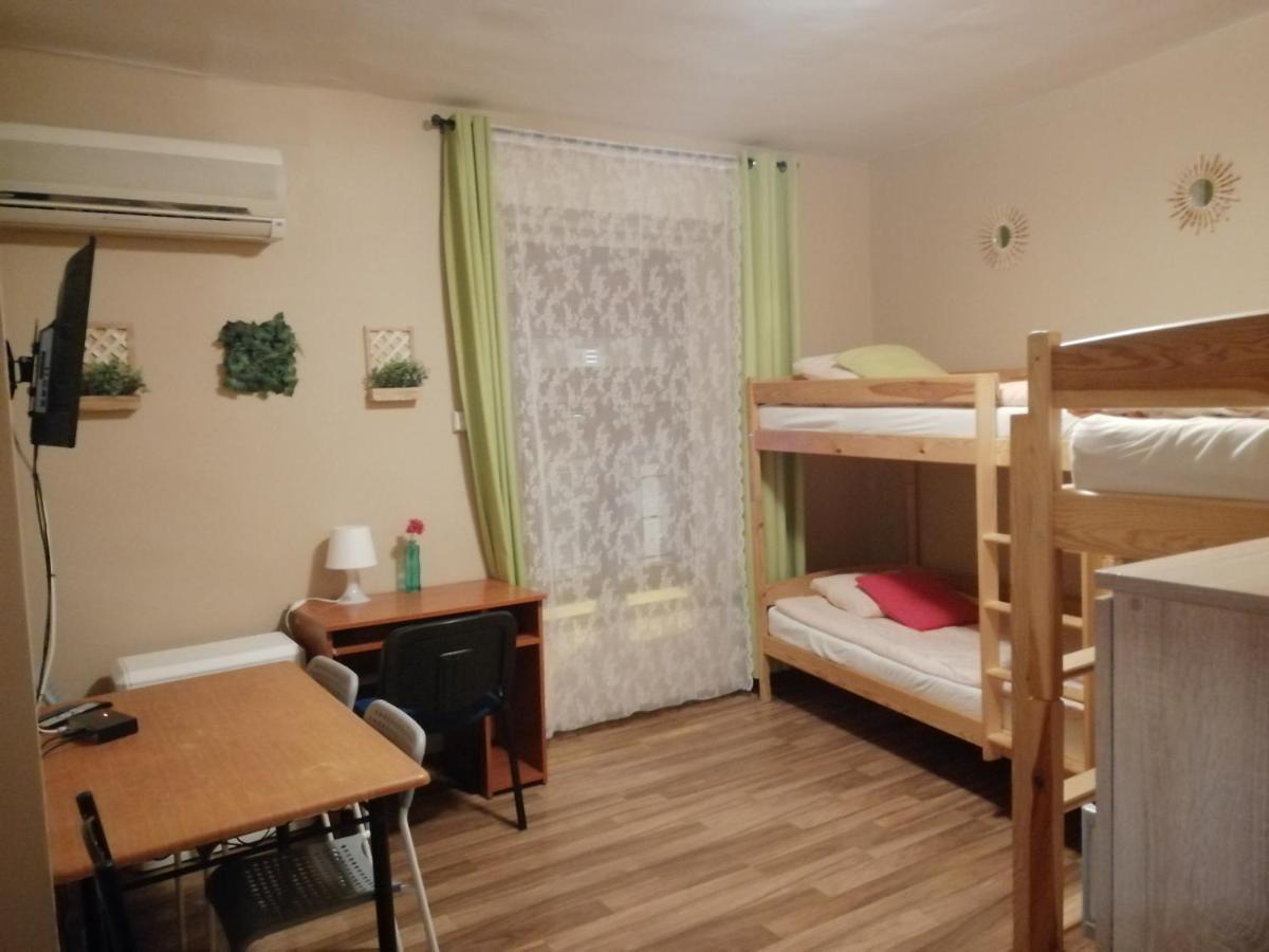 Hostel Gliwice Centrum Parking Екстериор снимка