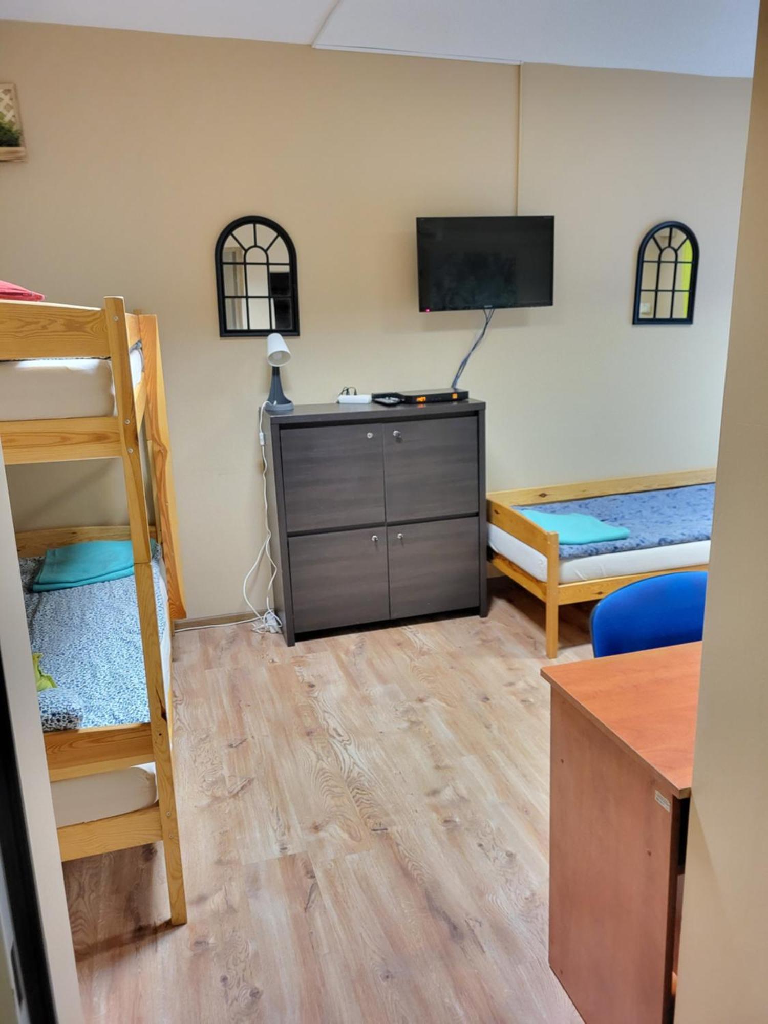Hostel Gliwice Centrum Parking Екстериор снимка