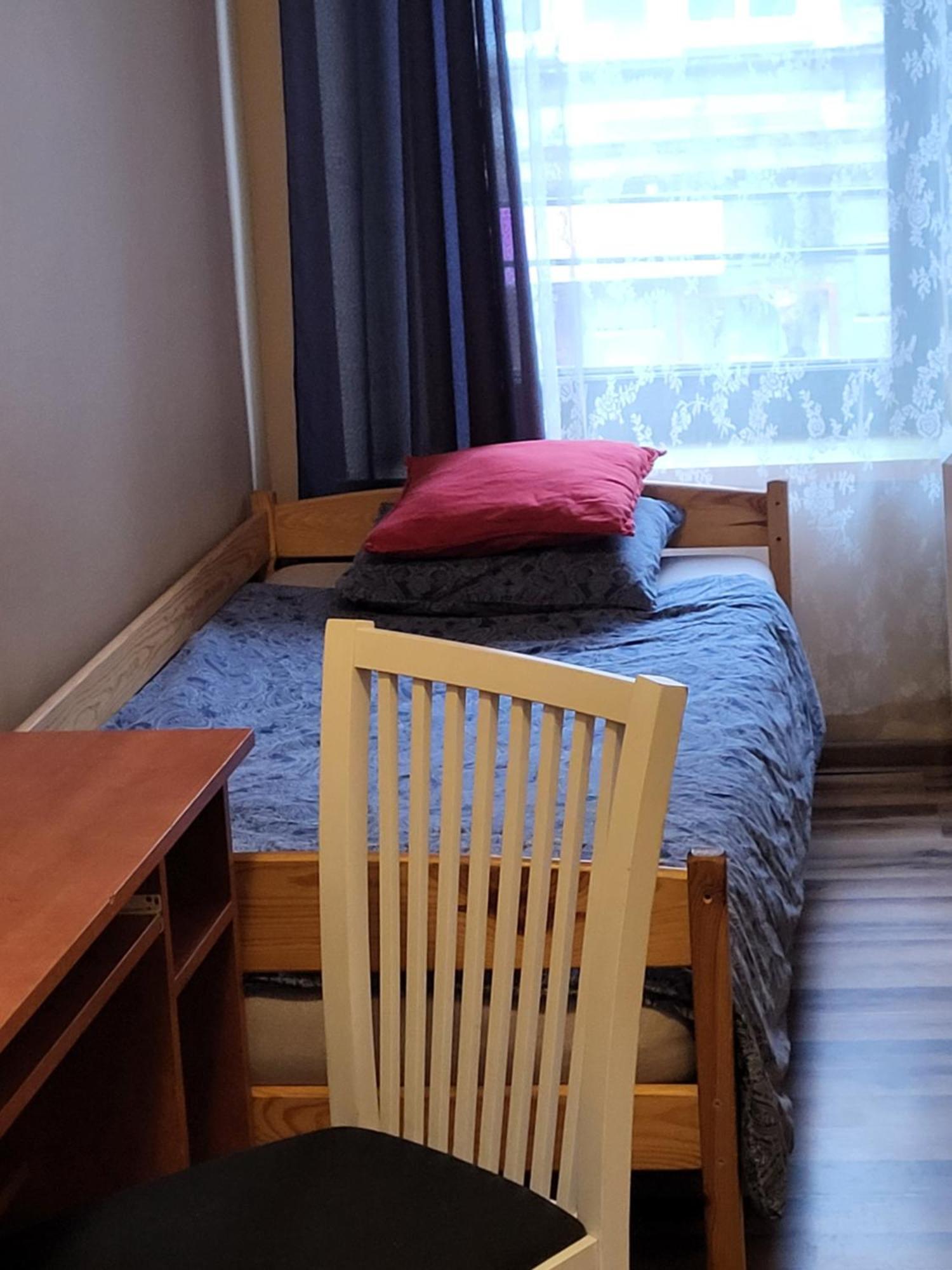 Hostel Gliwice Centrum Parking Екстериор снимка