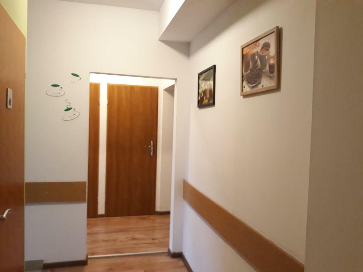 Hostel Gliwice Centrum Parking Екстериор снимка